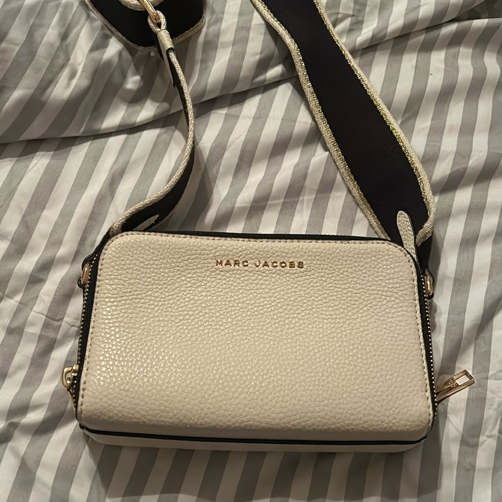Marc Jacobs Leather Crossbody Bag